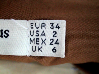 Pantalon Stradivarius de la taille 34, de couleur marron de synthétique