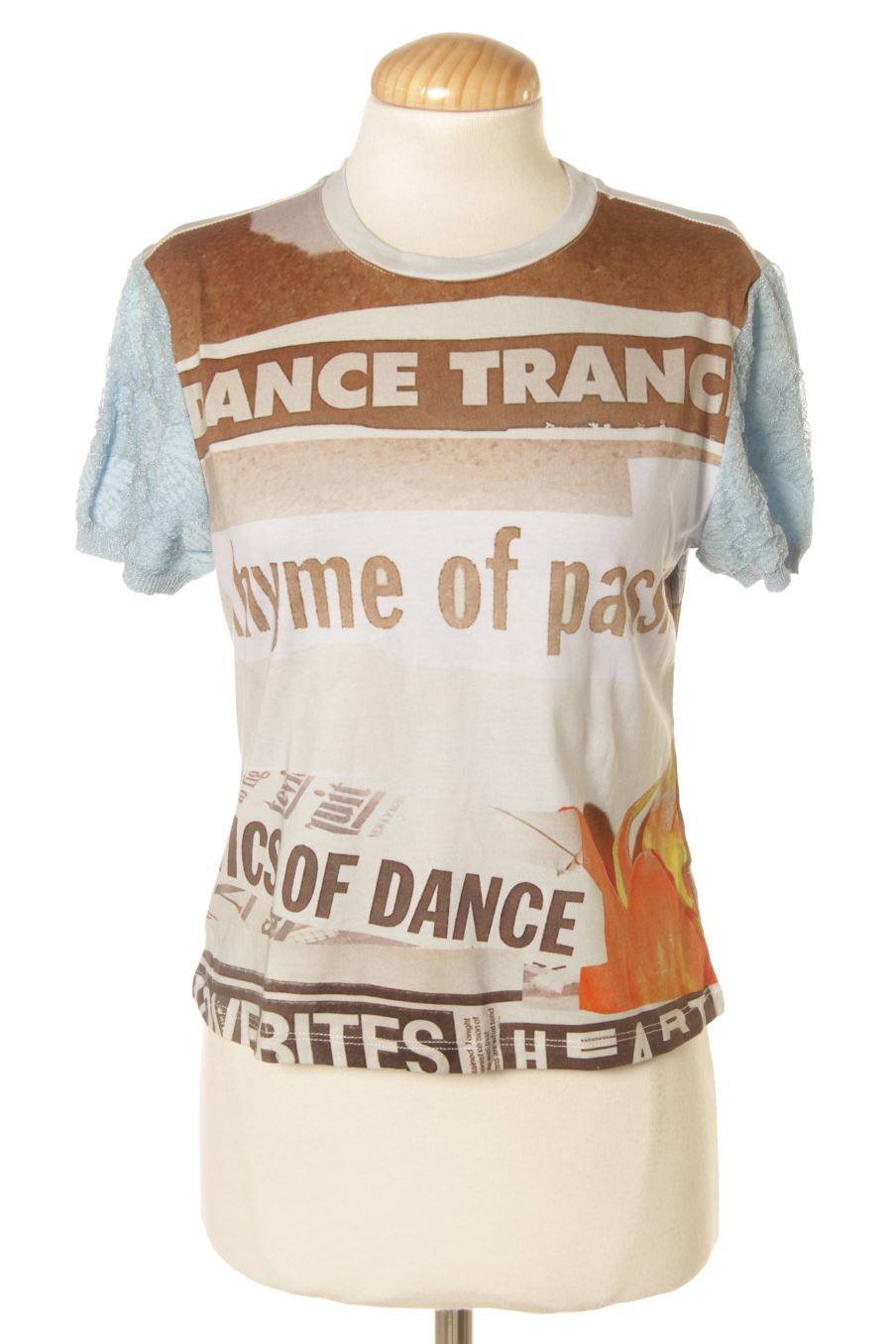 T-shirt Desigual de la taille M, de couleur imprimés