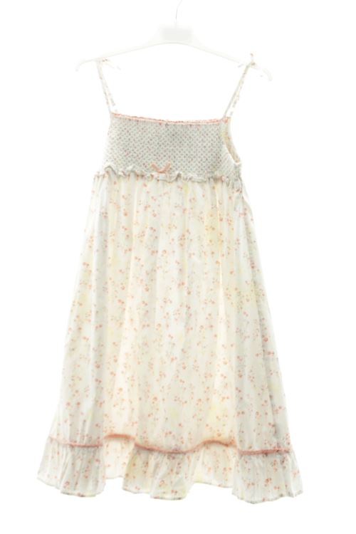 Aufwändiges Kleid