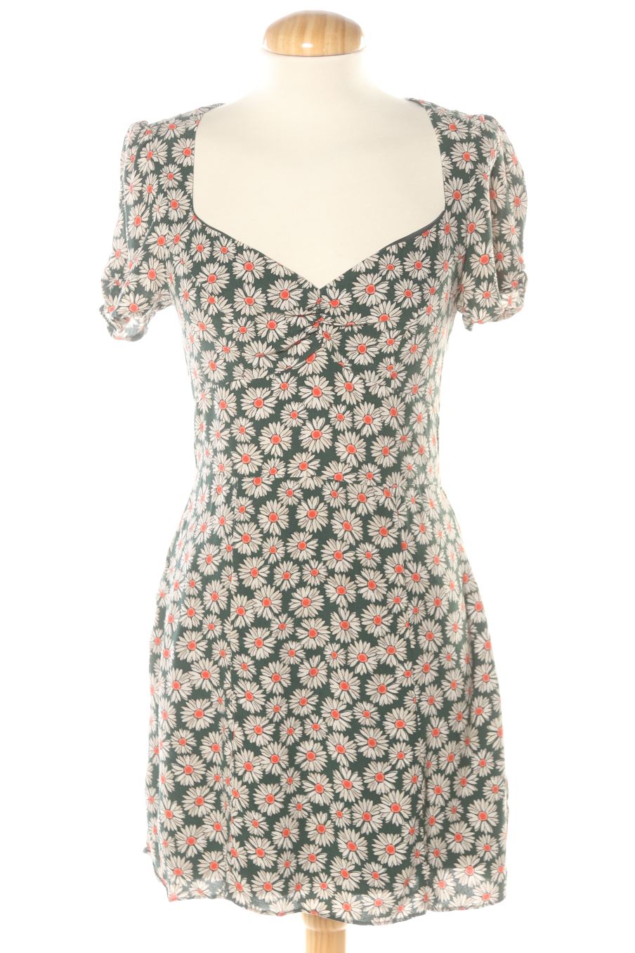 Robe casual Zara de la taille M, de couleur fleurs