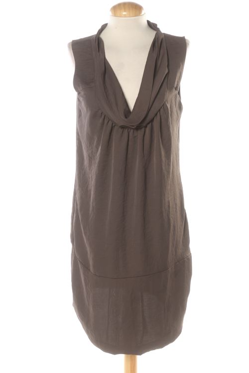 Einfaches Kleid