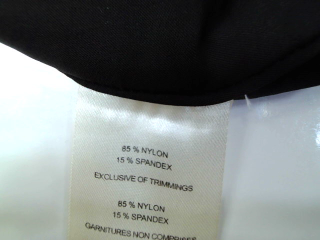 Pantalones cortos de Lolë de la talla 38, de color negro