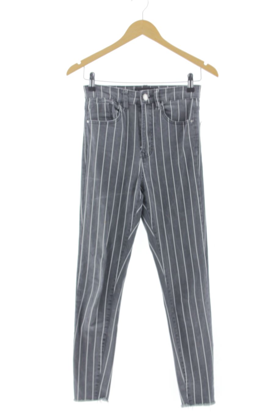 Vaquero de Stradivarius de la talla 34, de color rayas de ropa vaquera