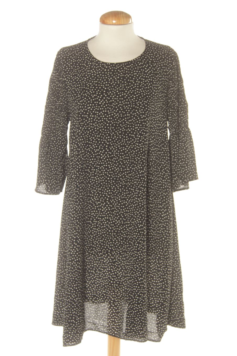 Einfaches Kleid von Stradivarius Größe M, Farbe Aufdruck, für