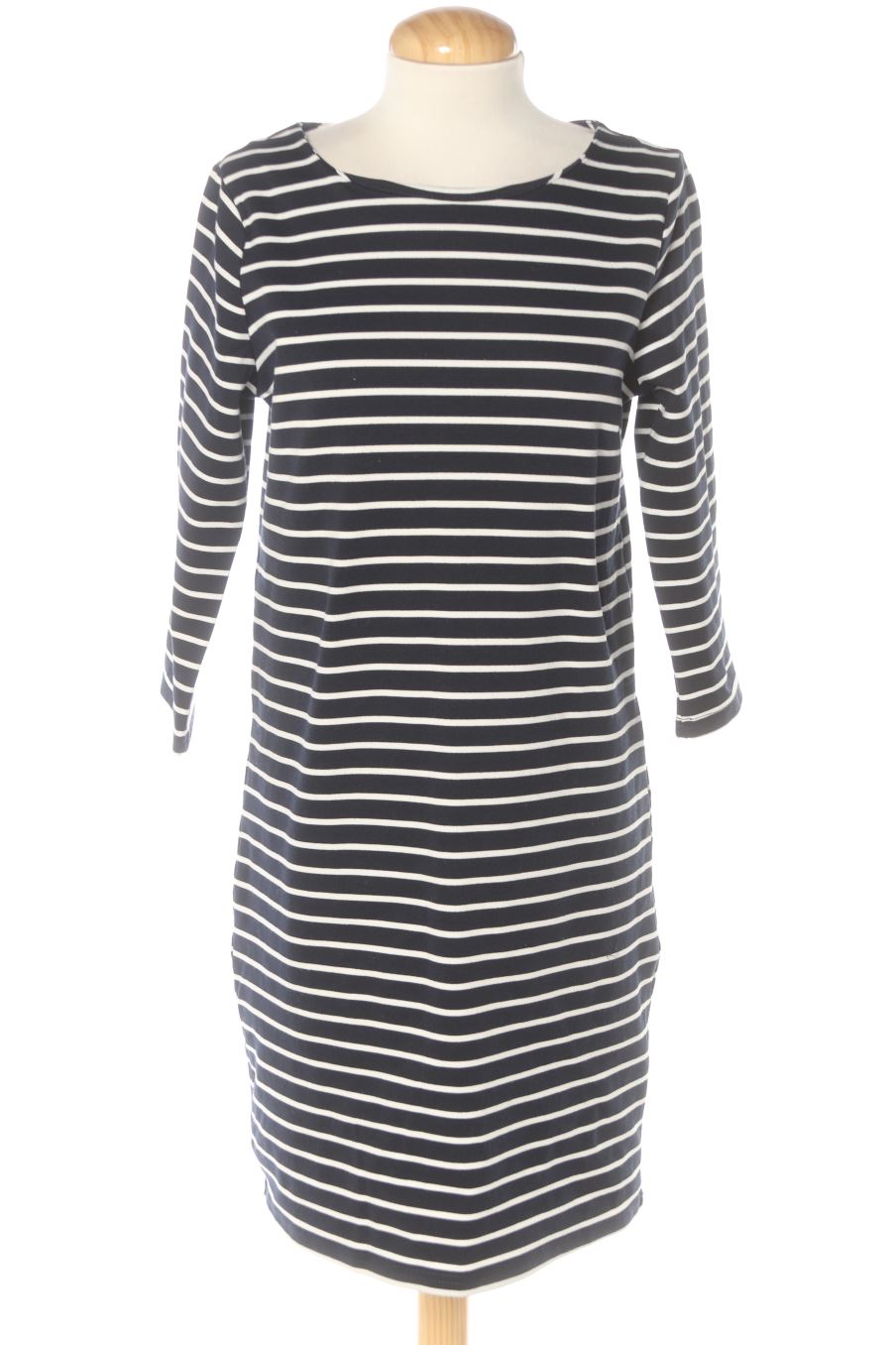 Robe casual Vila de la taille M, de couleur rayures