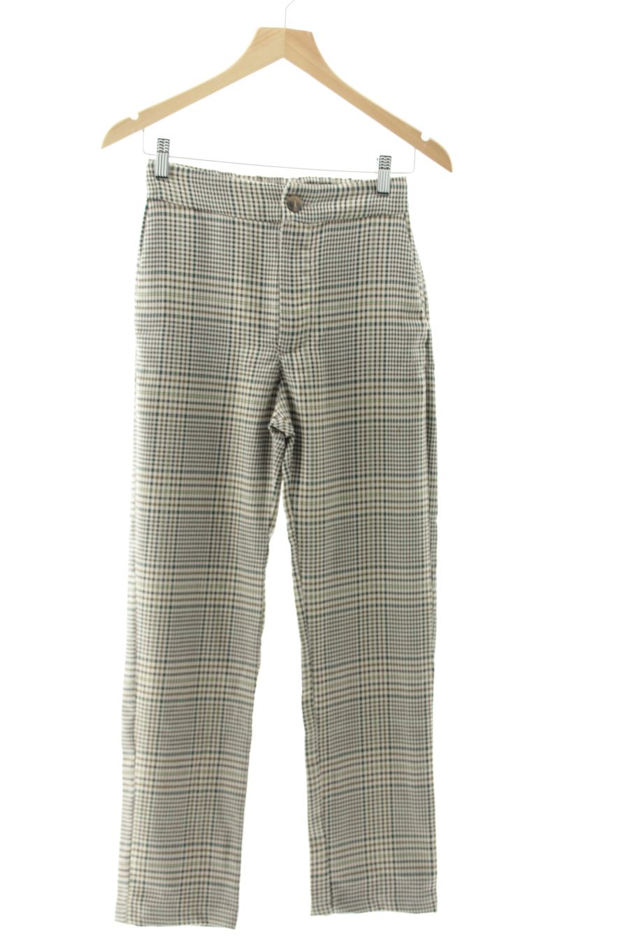 Pantalon Pull & Bear de la taille M, de couleur carreaux