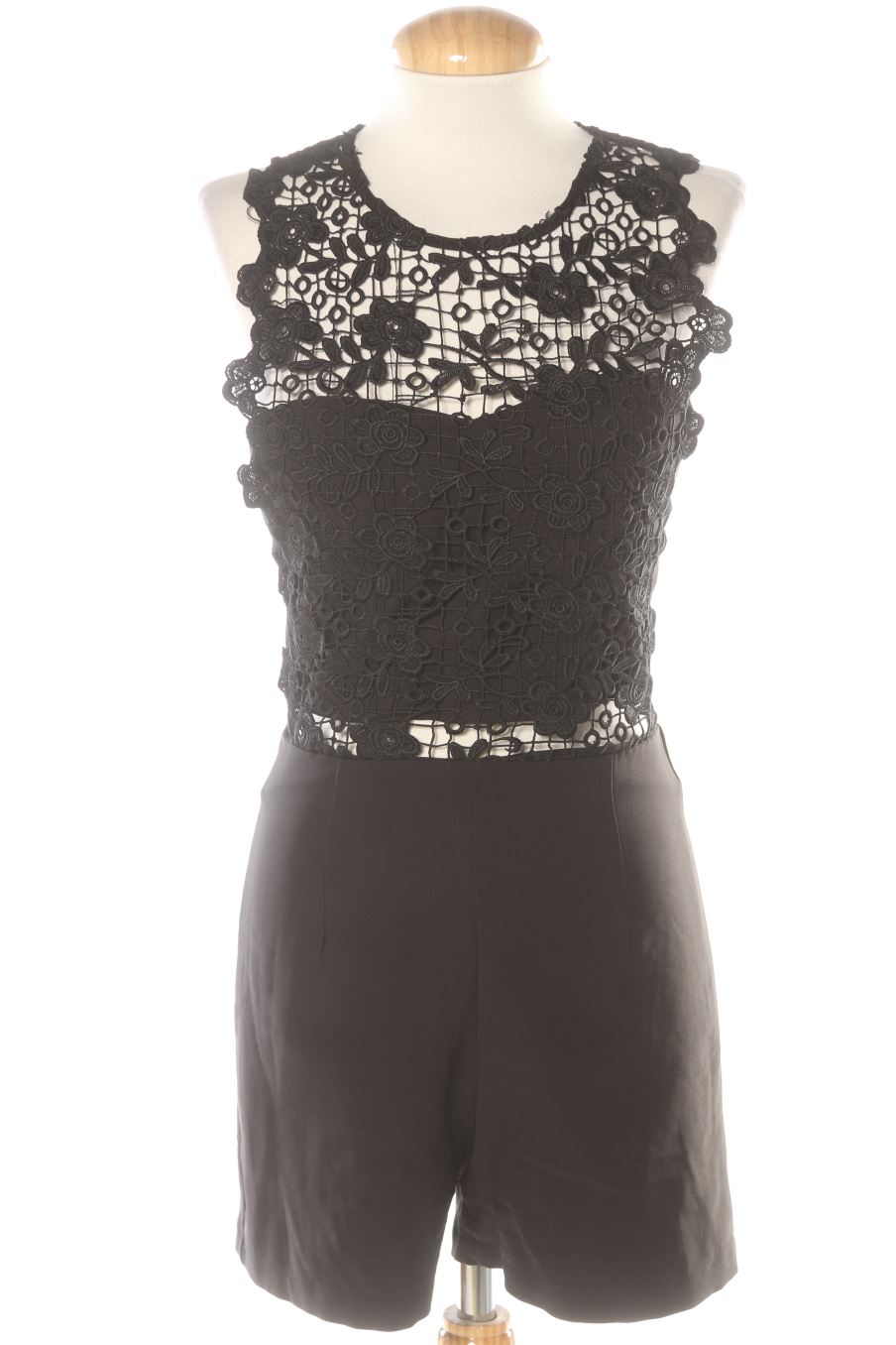 Mono de Allyson Collection de la talla S, de color negro