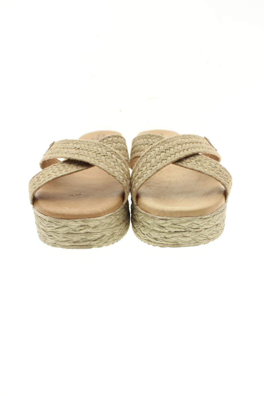 Plataformas de Carla de la talla 41, de color beige de