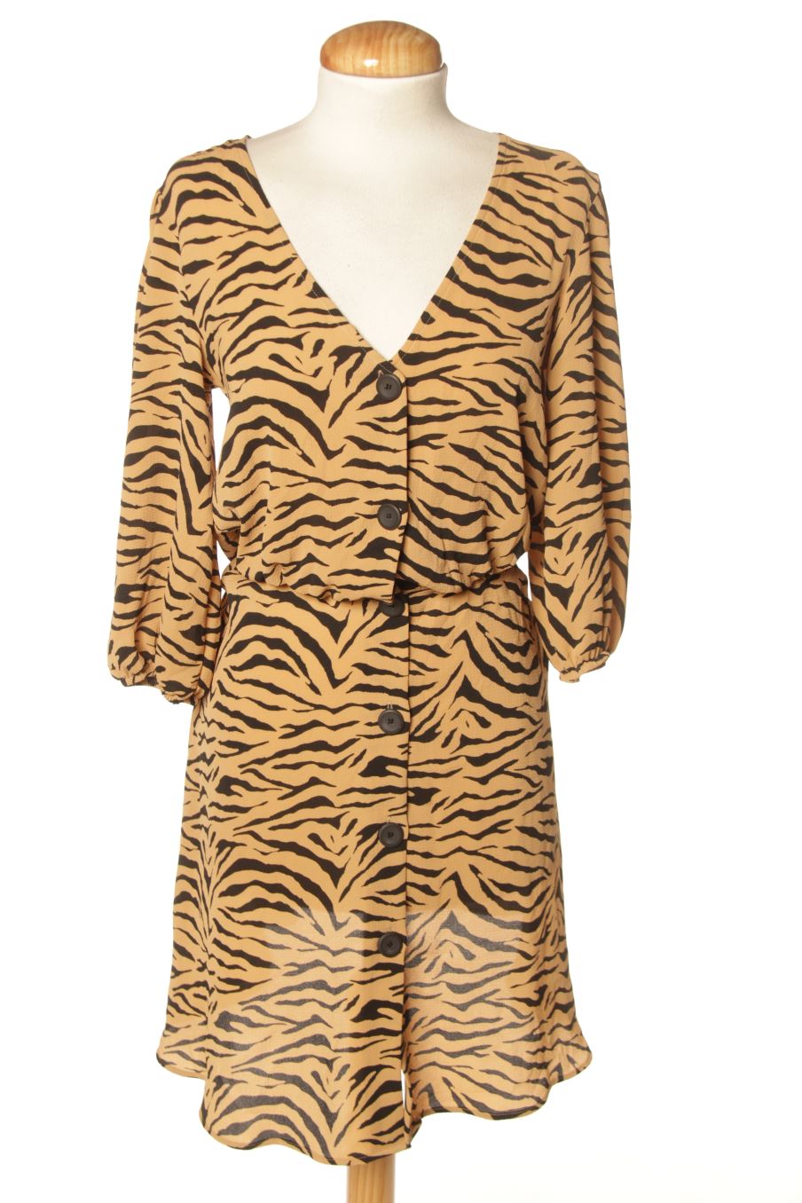 Robe casual H&M de la taille 36, de couleur animal print