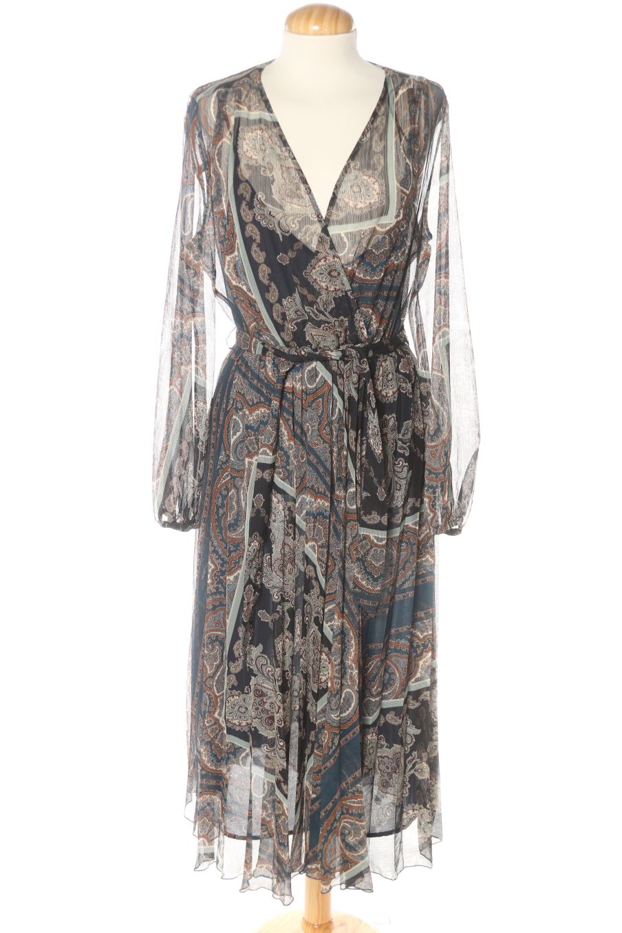 Robe casual Mango de la taille M, de couleur imprimés