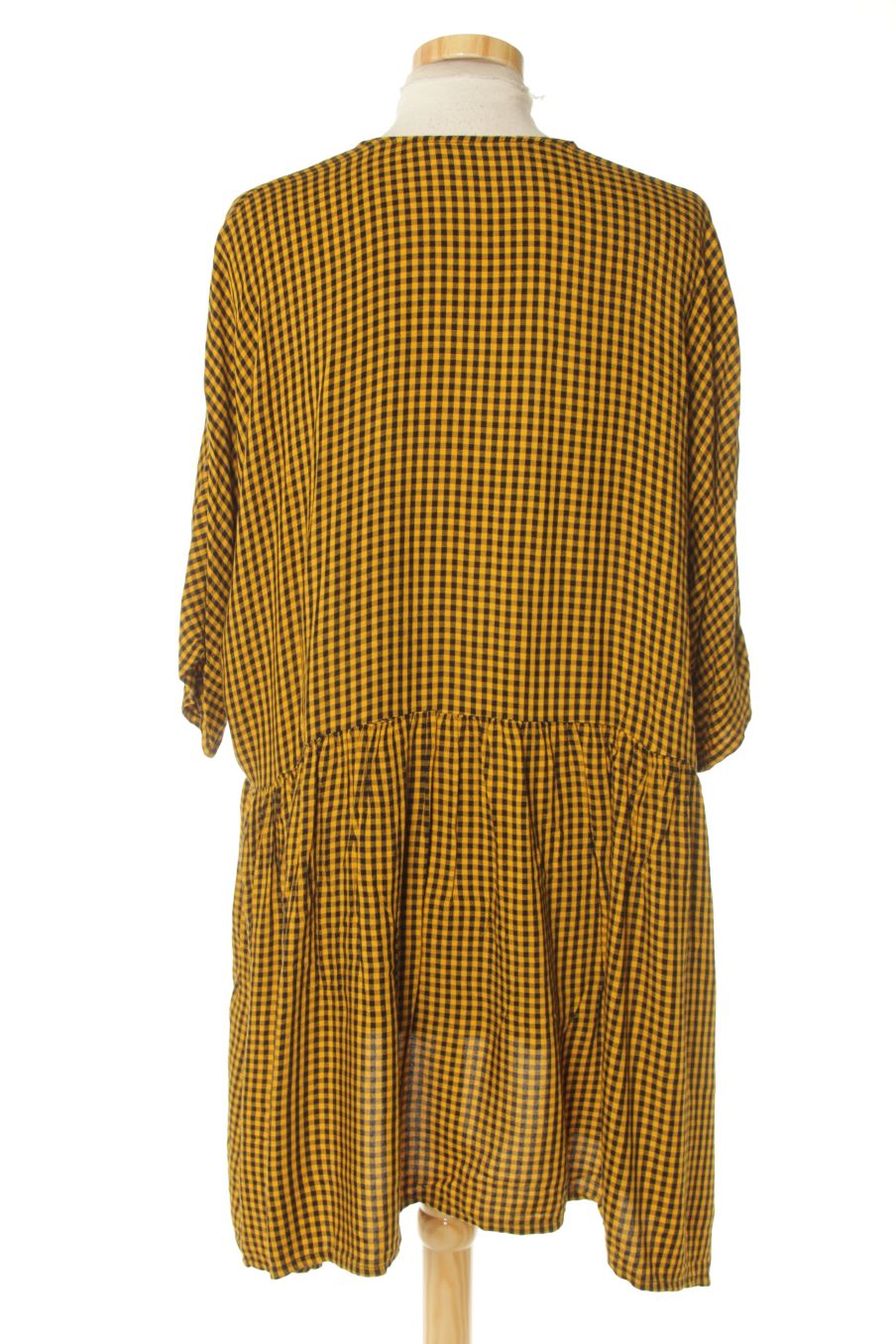 Vestido casual de Zara de la talla XS, de color cuadros
