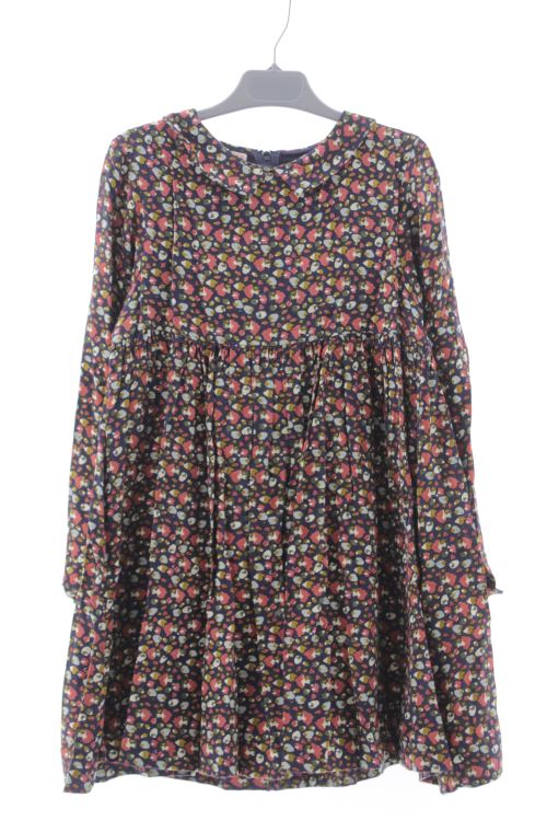 Aufwändiges Kleid