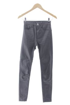Jeans 32 Stradivarius, foto 1 di 2