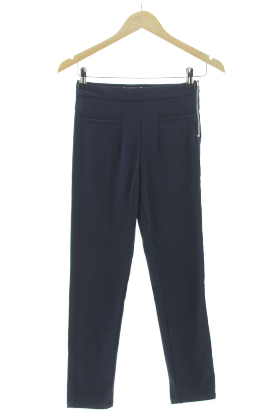 Pantalón de Bershka de la talla S, de color azul marino