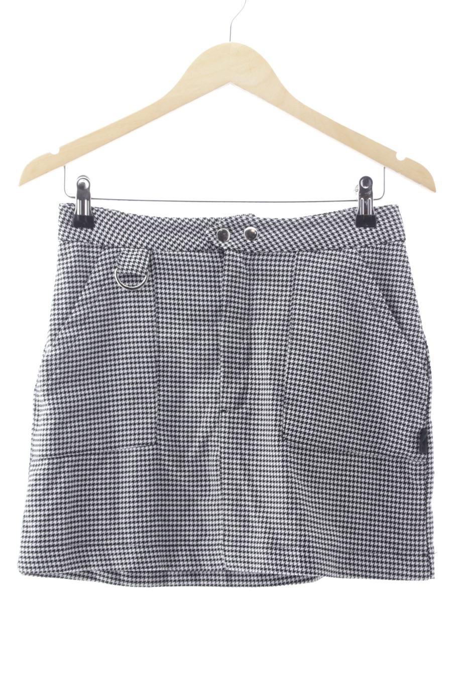 Falda de Pull & Bear de la talla M, de color cuadros