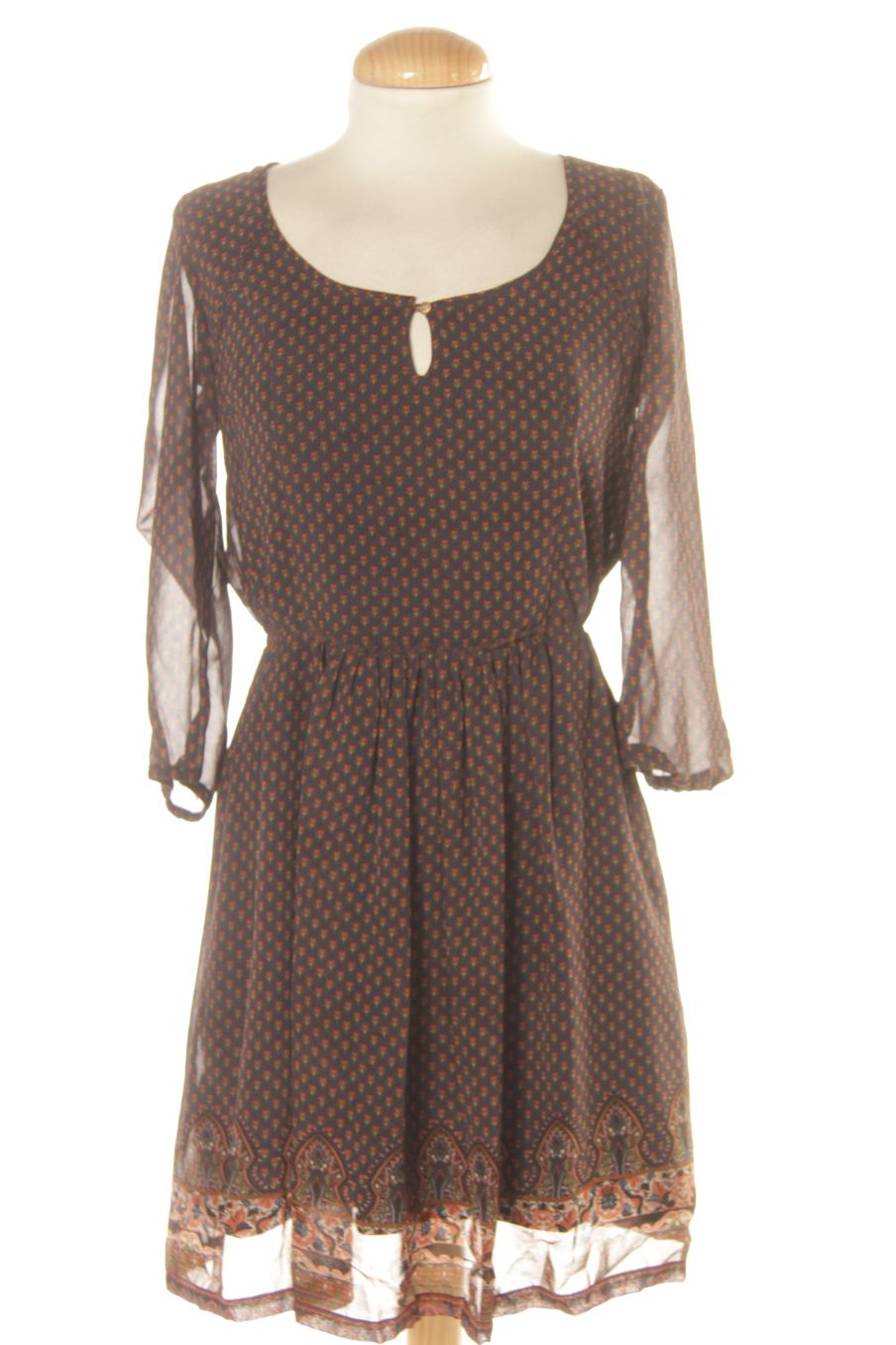 Robe casual Bershka de la taille M, de couleur imprimés