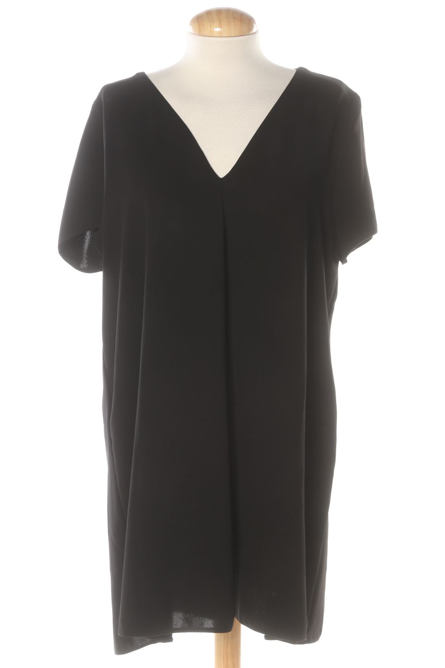 Vestito casual de Zara de la talla L, de color nero