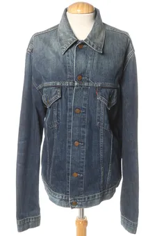 Levi's