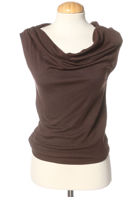 Aufwändiges Top