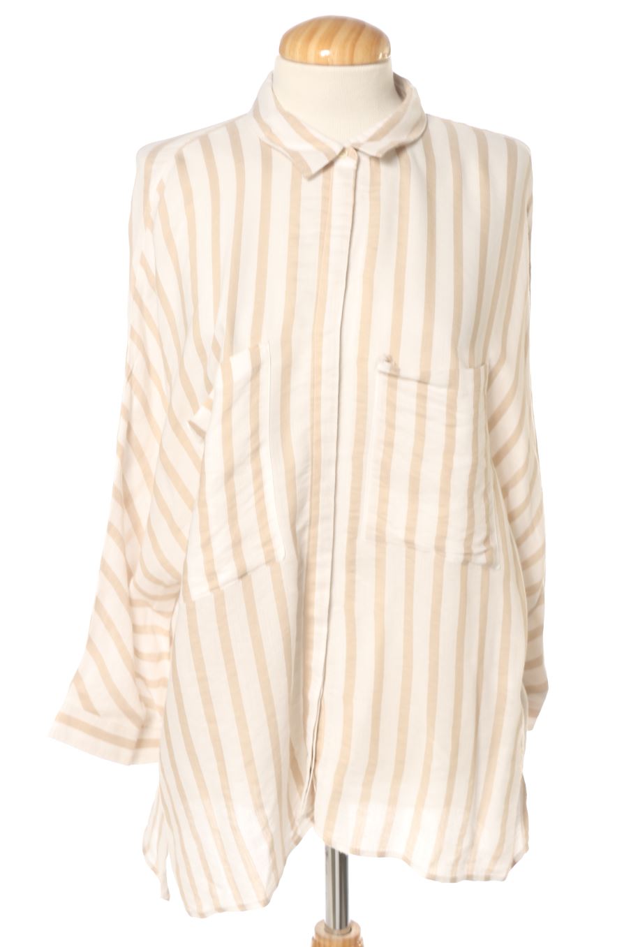 Camisa de Zara de la talla XL, de color rayas