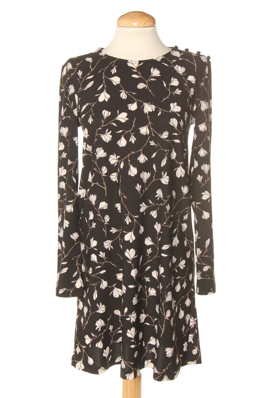 Robe casual Mango de la taille XS, de couleur fleurs