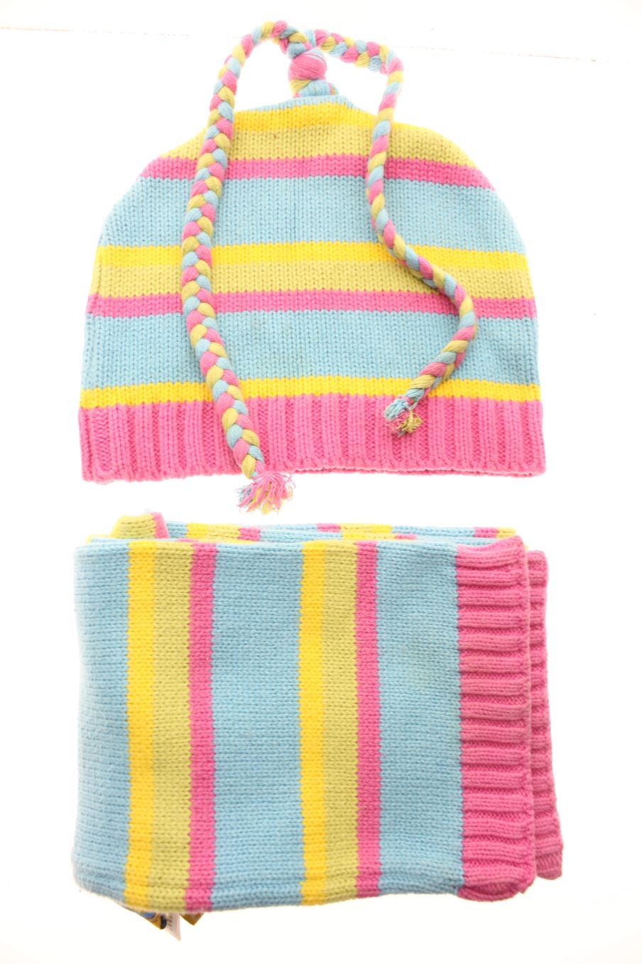 Set de accesorios de Cucun de la talla 5-8 años de segunda mano