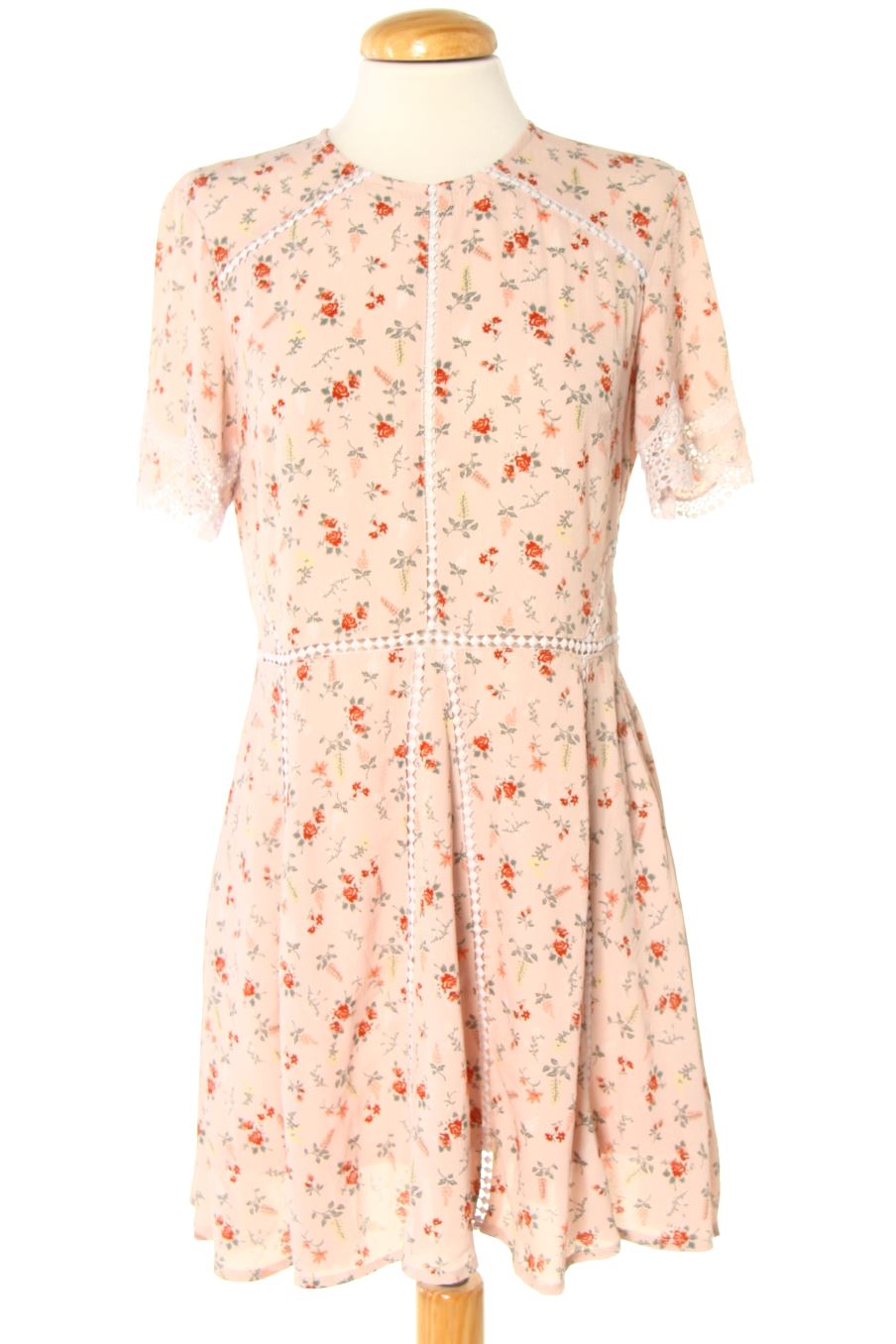 Robe casual H&M de la taille 38, de couleur fleurs