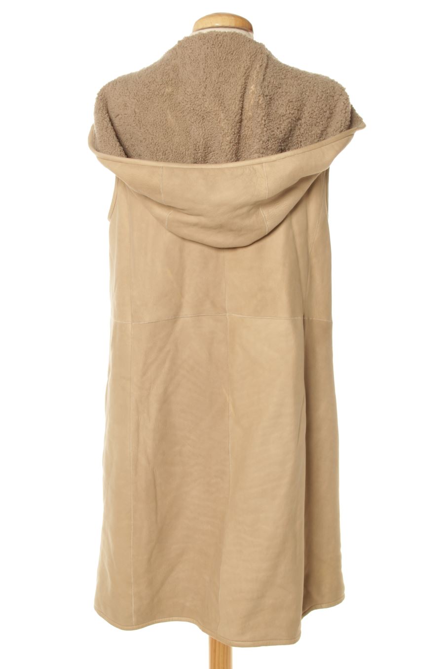 Chaleco de abrigo de MaxMara de la talla M, de color beige de piel