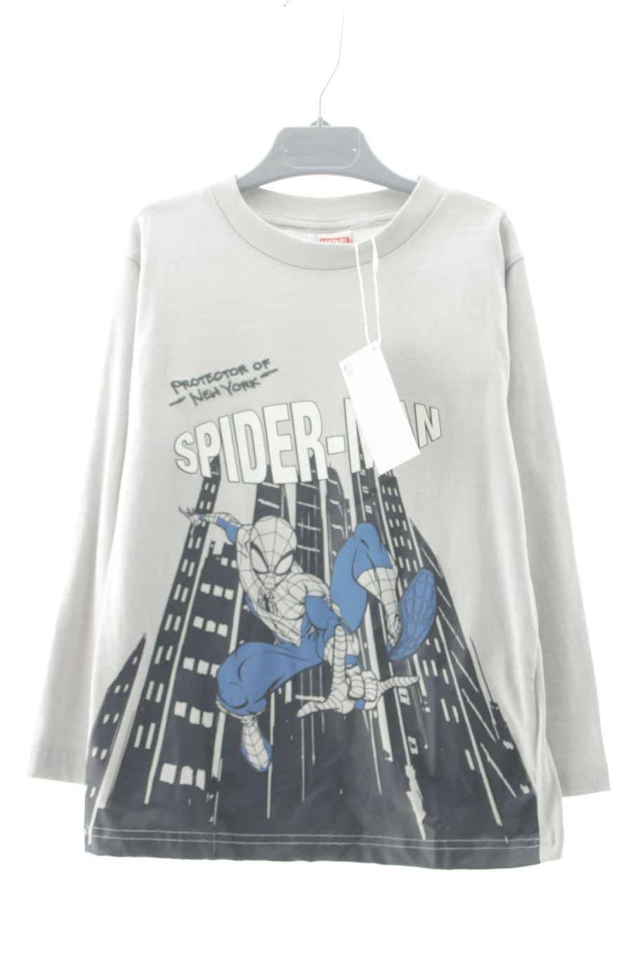 T-shirt Marvel de la taille 5 ans avec une étiquette