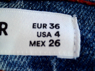 Vaquero de Pull & Bear de la talla 36, de color azul de ropa vaquera