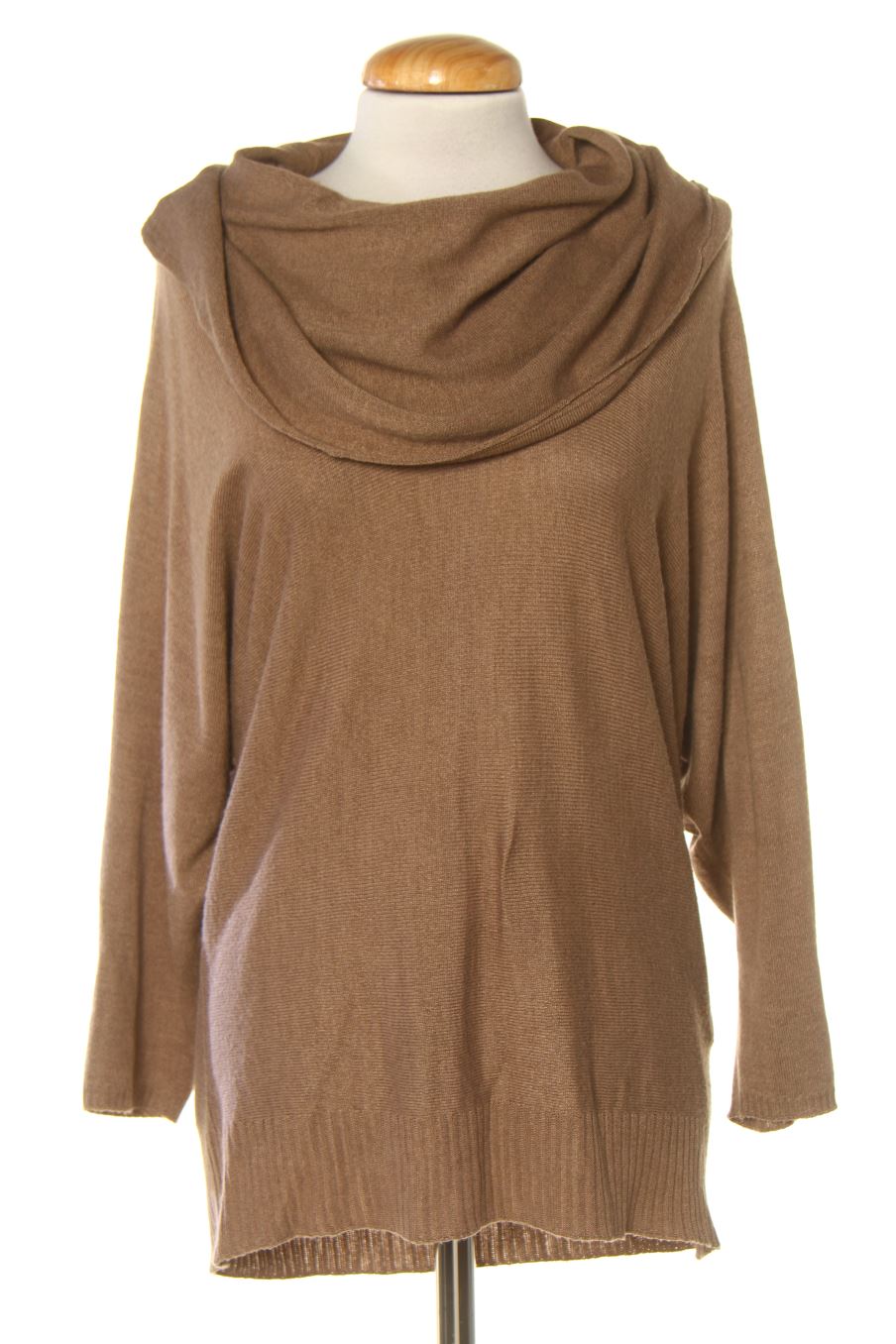 Pull ESCORPION de la taille S, de couleur marron