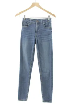 Jeans 32 Bershka, photo 1 sur 2