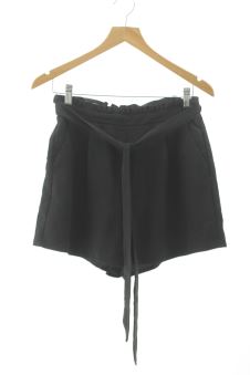 Shorts L Stradivarius