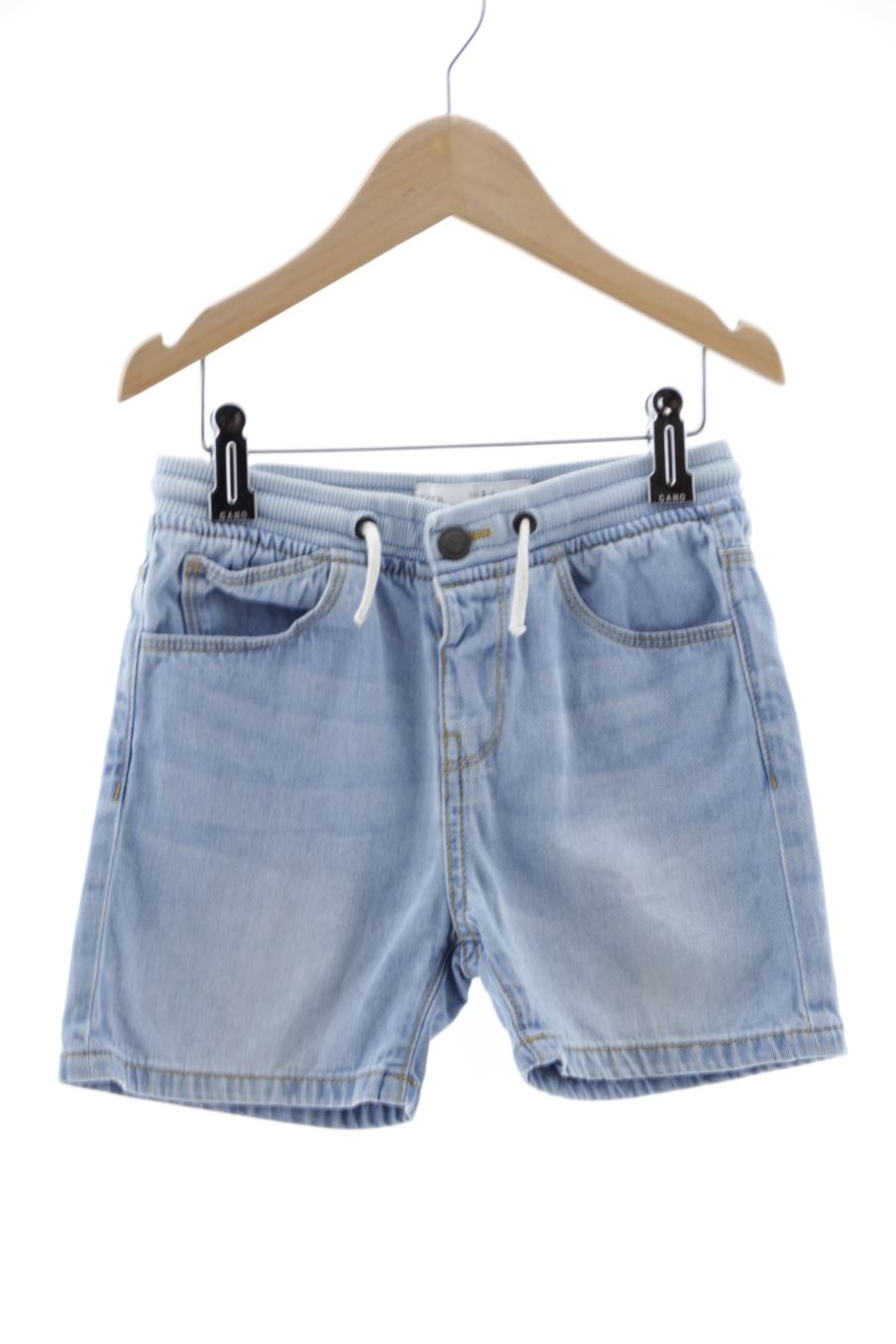 Vaqueros cortos de Zara de la talla 3 años de denim de segunda mano
