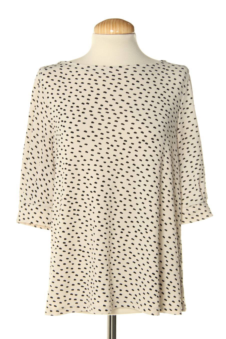T-shirt H&M de la taille M, de couleur noir