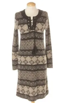 Einfaches Kleid S Surkana, Foto 1 von 2