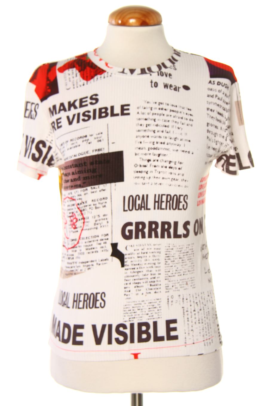 T-shirt Desigual de la taille M, de couleur imprimés