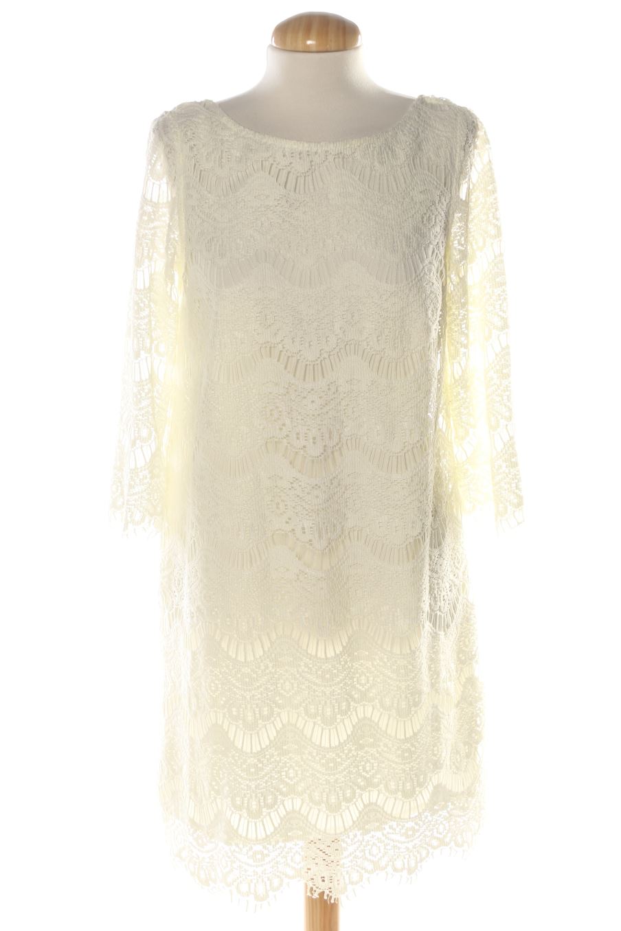 Vestito casual de trf (ZARA) de la talla M, de color bianco