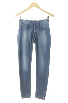 Jeans 32 Stradivarius, photo 1 sur 2