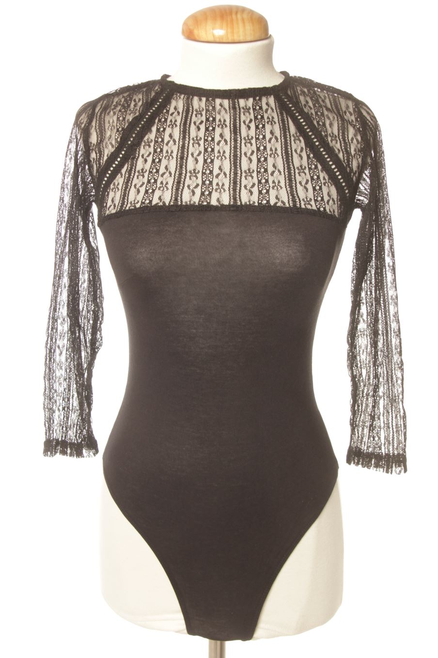 Body de #collectionIRL de la talla XS, de color negro