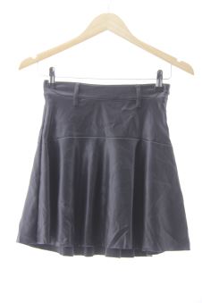 Jupe XS Bershka, photo 1 sur 2