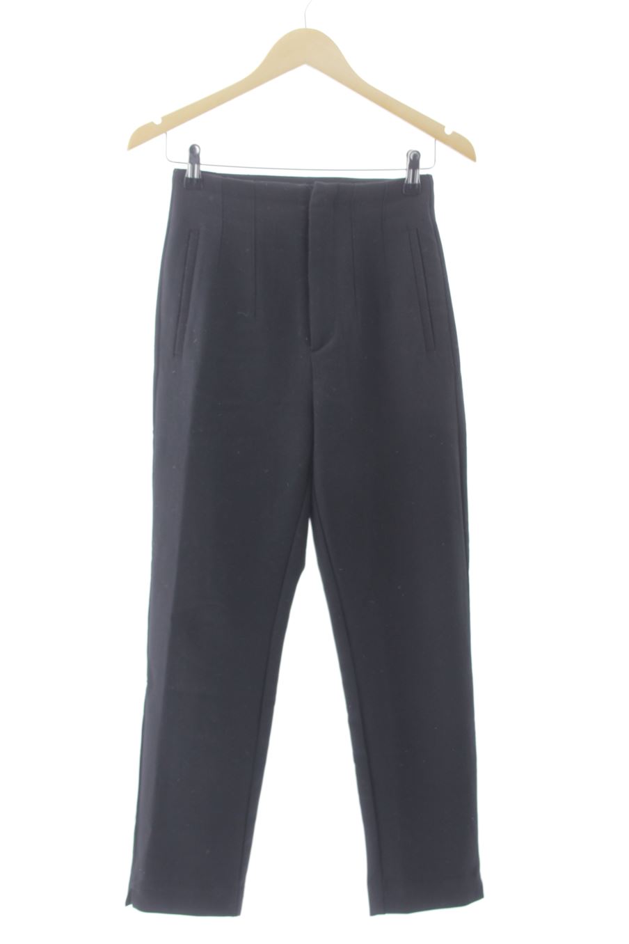 Pantalón de Stradivarius de la talla 34, de color negro