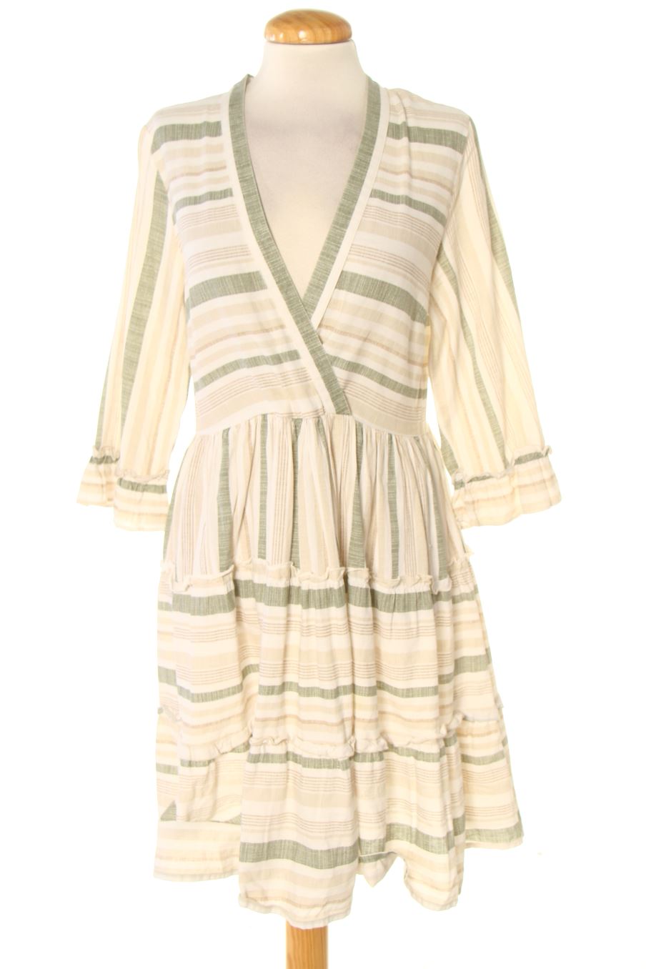 Robe casual Vila de la taille 36, de couleur rayures