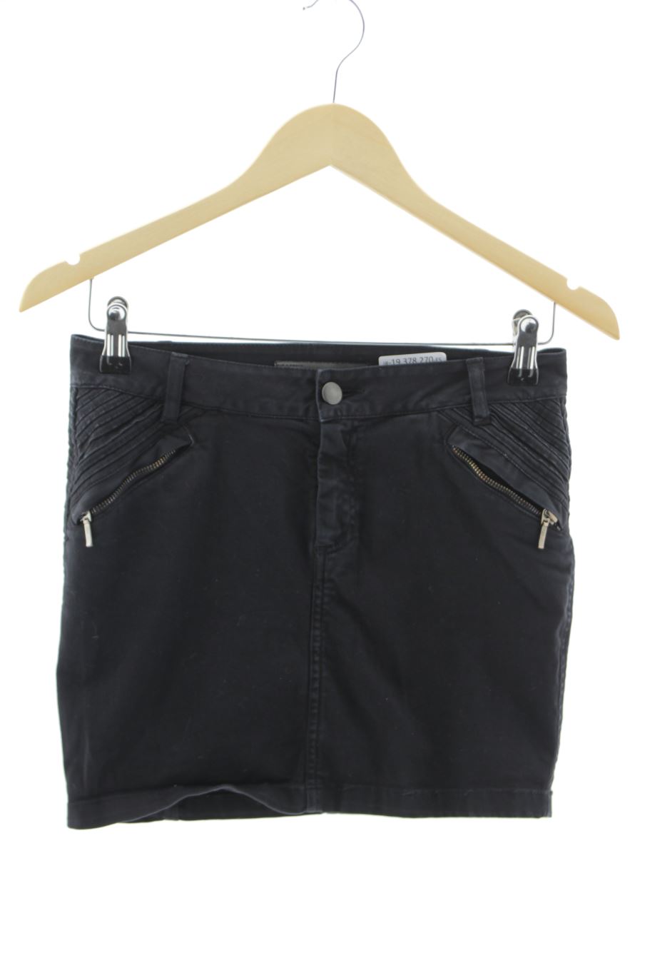 Falda de Zara de la talla M, de color negro