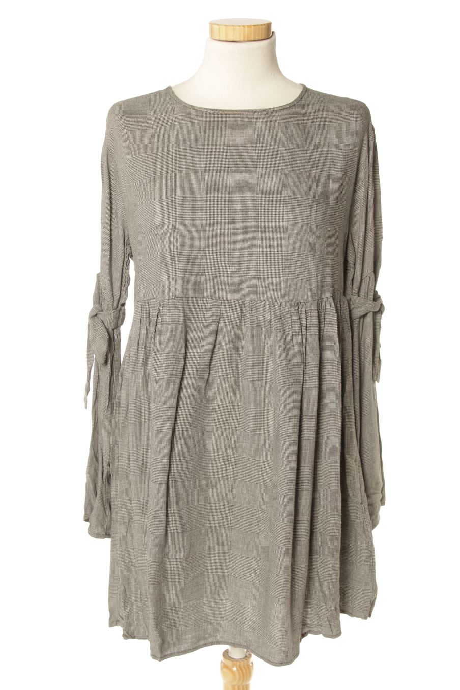 Vestido casual de Pull & Bear de la talla M, de color gris