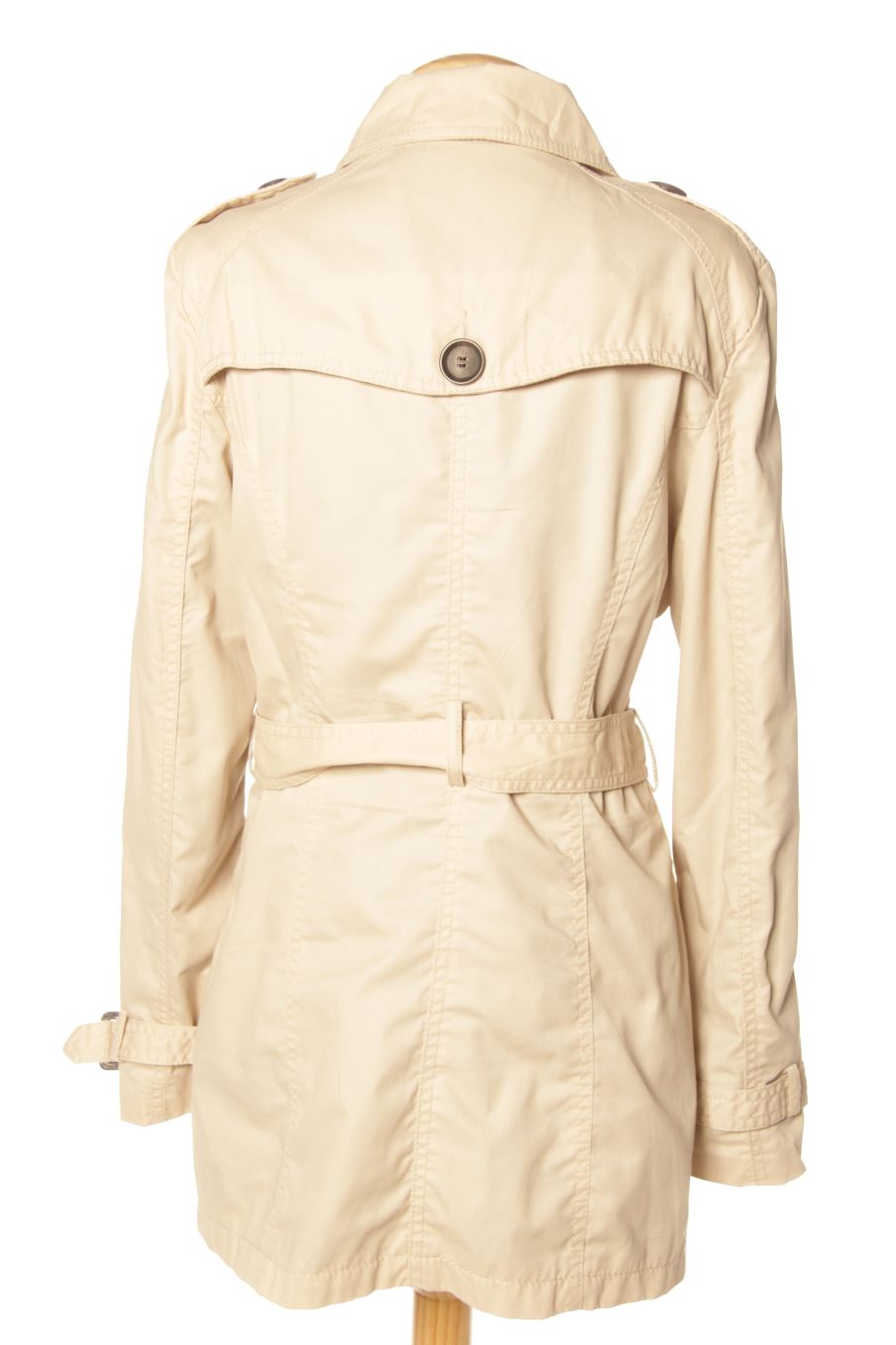 Gabardina de Stradivarius de la talla L, de color beige