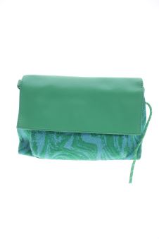 Bolso de Hombro Mediano Desigual