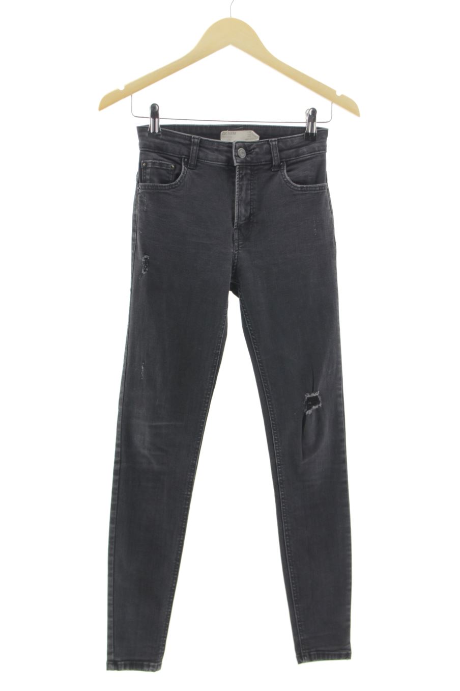 Vaquero de Bershka de la talla 36, de color negro de ropa vaquera