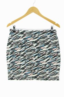 Aufwändiger Rock XL Clockhouse (C&A)