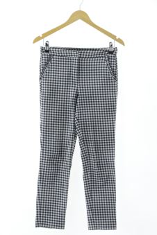 Pantaloni XS Zara, foto 1 di 2